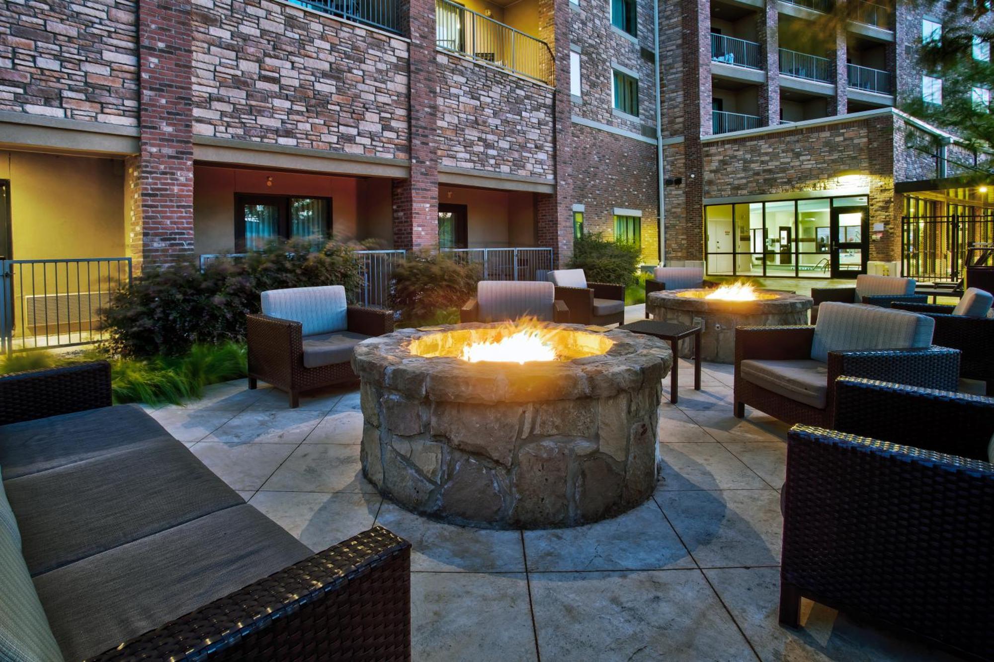 Courtyard By Marriott Dallas Flower Mound Exterior photo