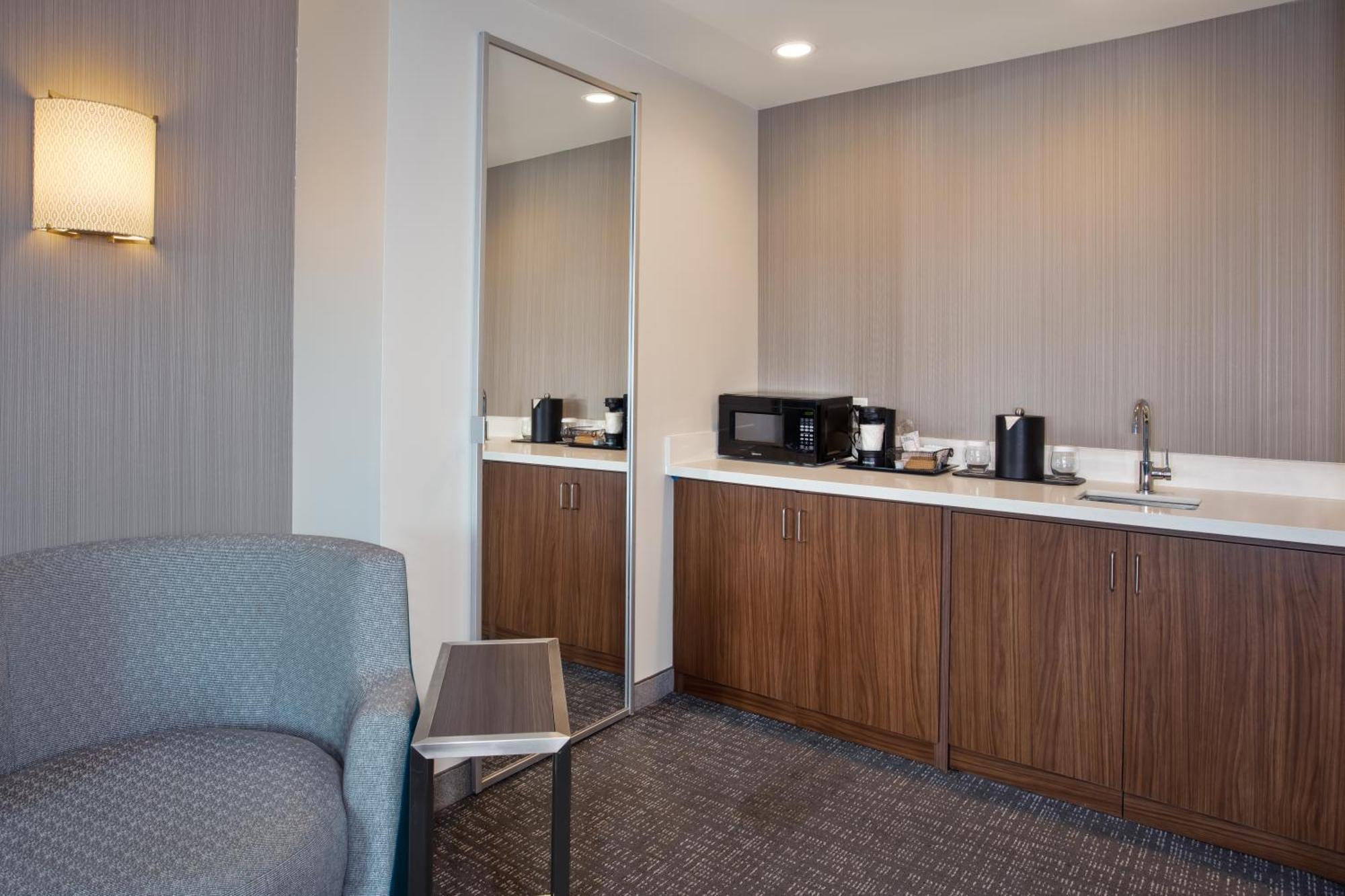 Courtyard By Marriott Dallas Flower Mound Exterior photo