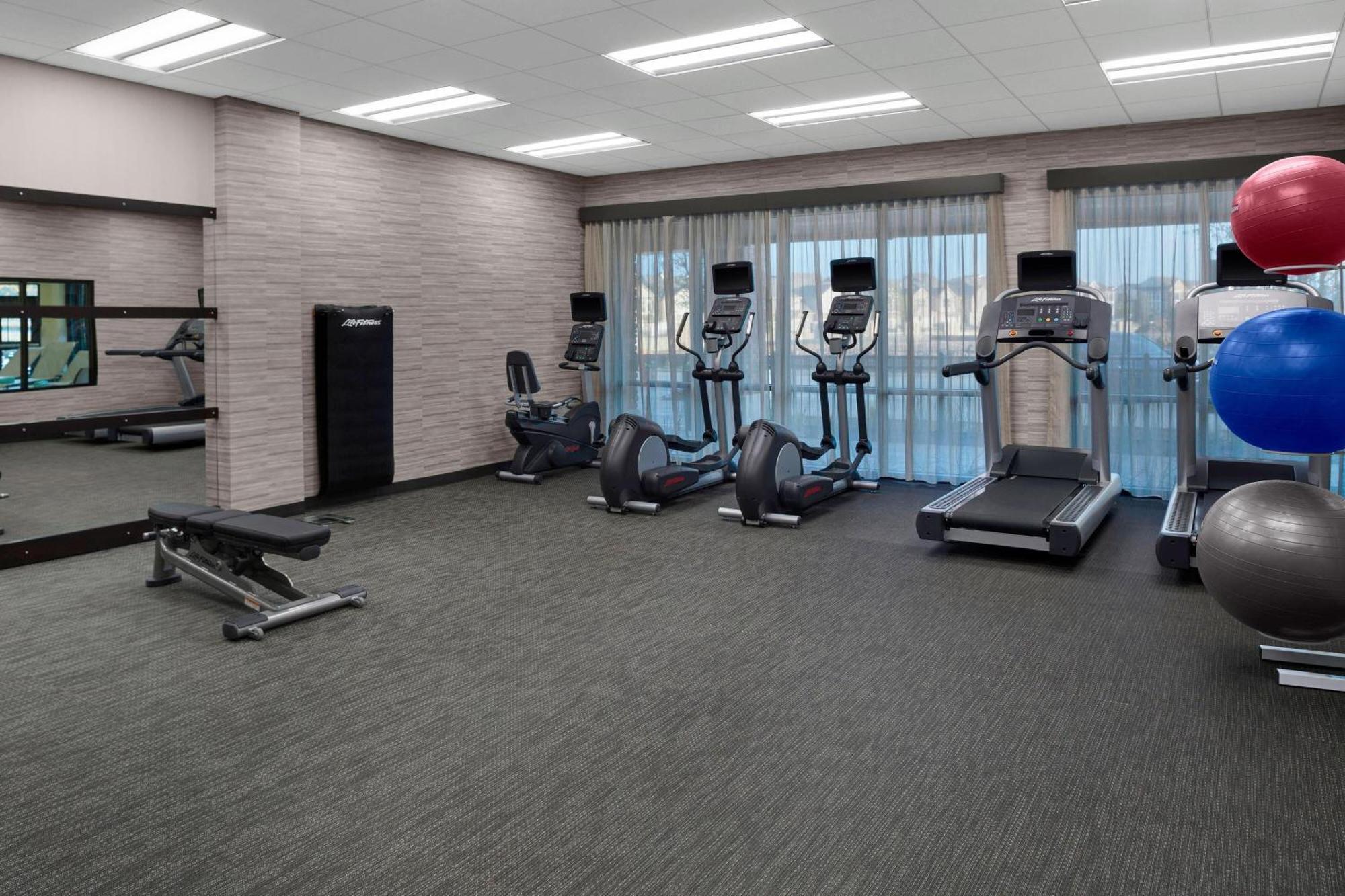 Courtyard By Marriott Dallas Flower Mound Exterior photo