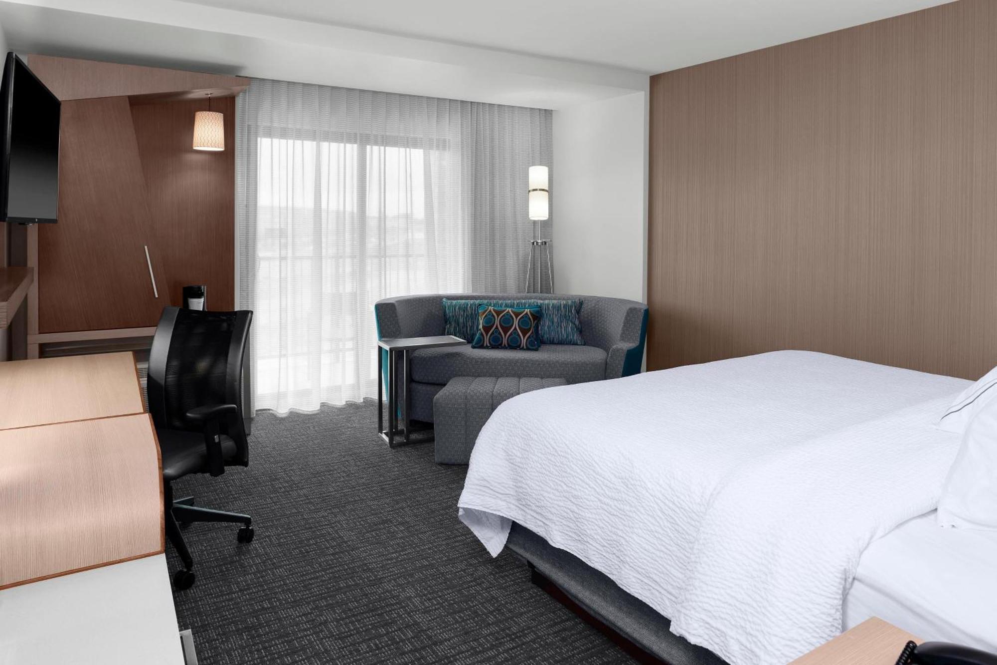 Courtyard By Marriott Dallas Flower Mound Exterior photo